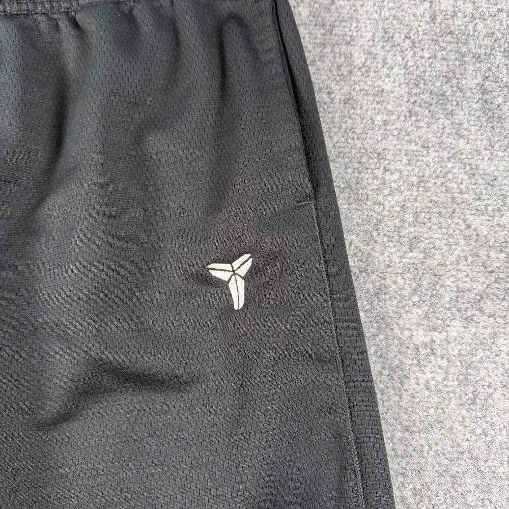 Nike Kobe Bryant Pants Mens XL Black Therma-FIT Basketball Raw Hem Mamba Logo